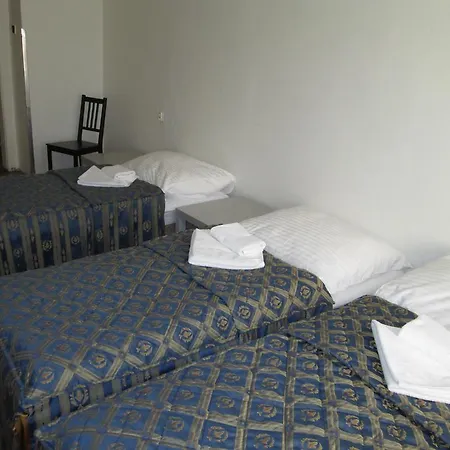 Mlynarska 4 *