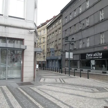 Mlynarska 4