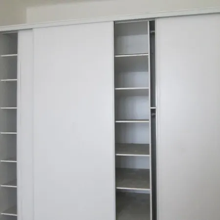 Mlynarska 4 *