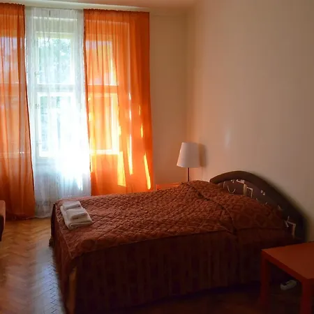 Mlynarska 4 Apartamento Praga